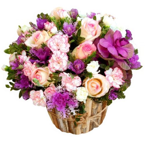 Цветочная композиция в корзине «Летнее очарование»